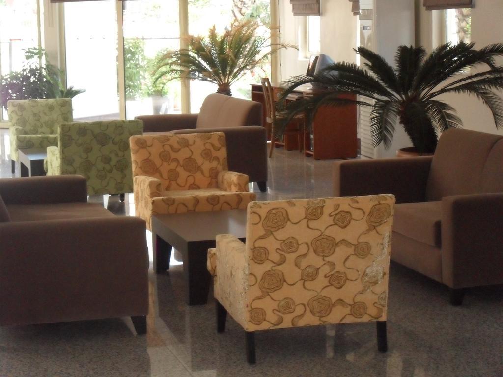 Side Palm D'Or Hotel Extérieur photo