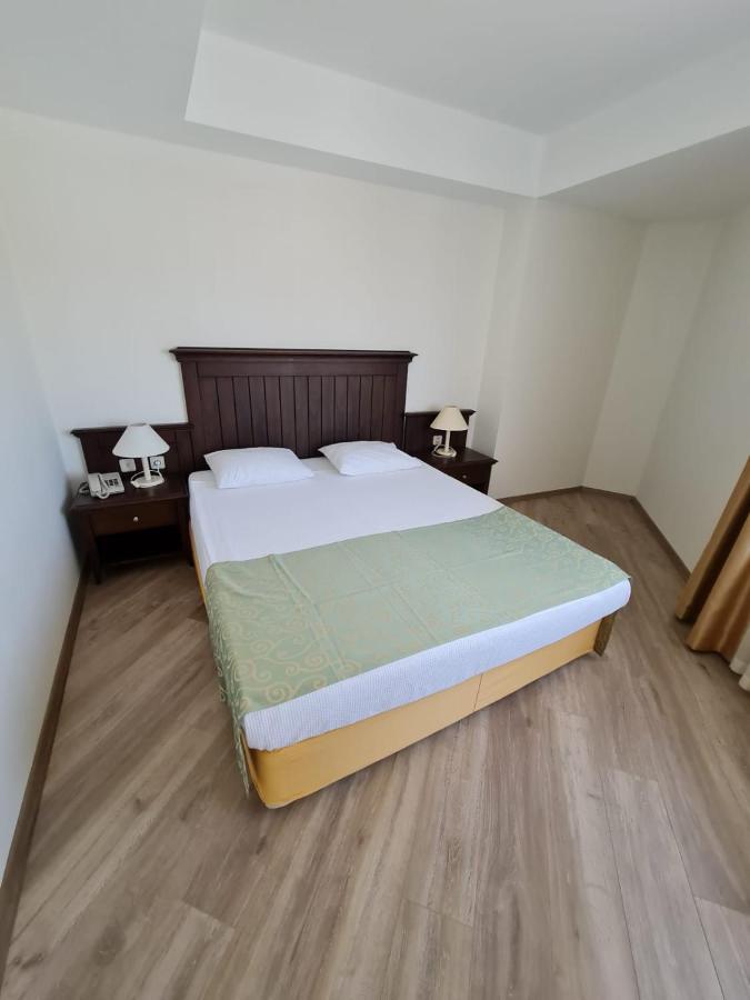 Side Palm D'Or Hotel Extérieur photo